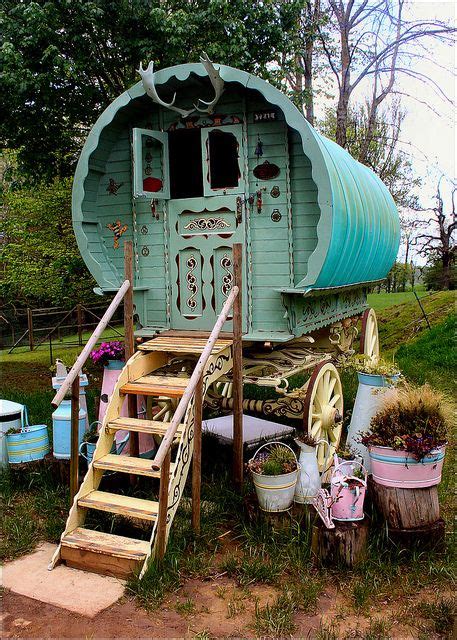 gypsy hippie travel|11 Amazing Gypsy Caravans